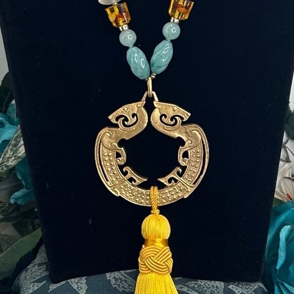Jadeite Gemstones Tassel Necklace 12" Blue Gold-tone Chinese Zodiac Medallion - Picture 4 of 14